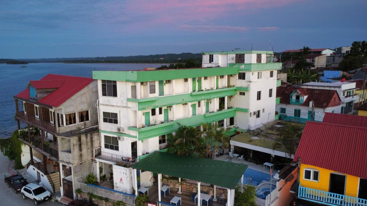 Hotel Sabana フローレス エクステリア 写真