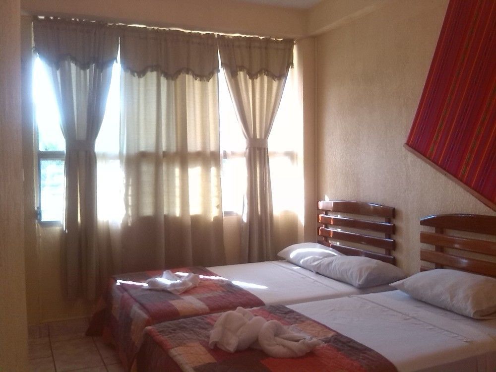 Hotel Sabana フローレス エクステリア 写真