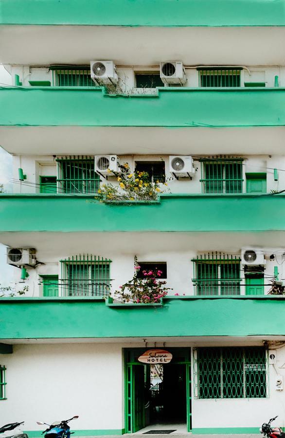 Hotel Sabana フローレス エクステリア 写真